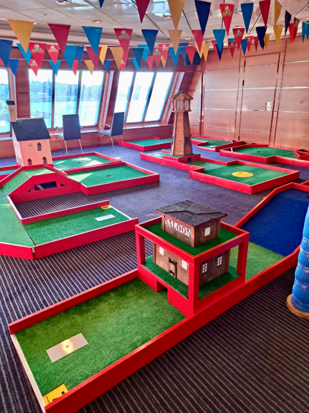 Completed MiniGolf project